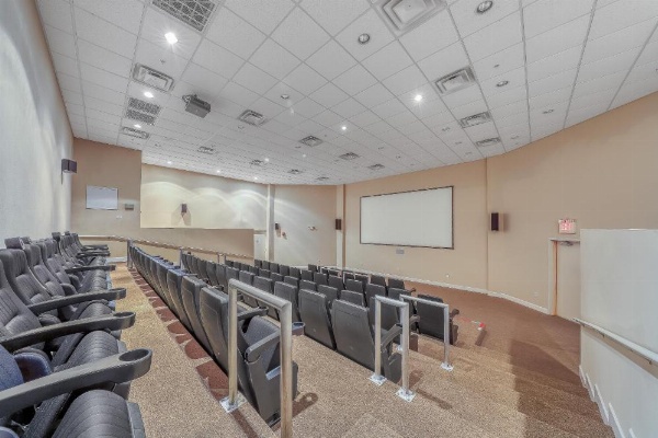 Tidewater Beach Resort image 10