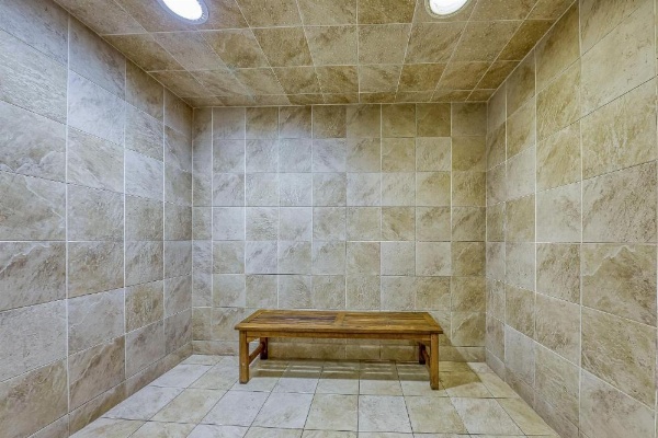 Tidewater Beach Resort image 11